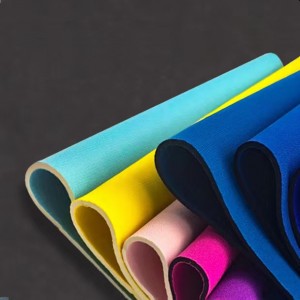 Kleurvolle gebonde 2,5 MM neopreen stof rubber rol
