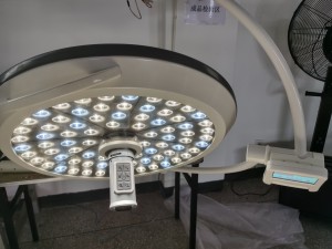 MICARE E700(Osram) lubinis vieno kupolo LED chirurginis šviestuvas