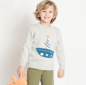 Personalizacja swetra dla małych dzieci