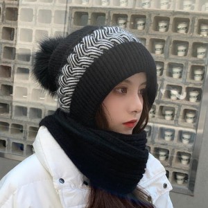 Bulu kelenci knitted hat
