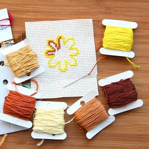 Set Floss Embroidery, 150 Reng Stitch Cross Stitch with Floss Bins and 37 Pcs Cross Stitch Tool