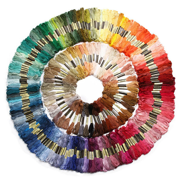 Veelkleurige kruissteek-vlosdrade borduurwerk Polyester-draad DIY-naaigereedskap