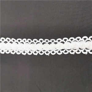 Balta cheminių nėrinių vandenyje tirpi nėrinių apdaila su perlais