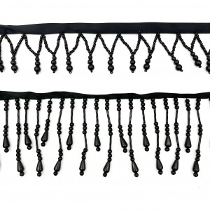 Siuvamas „pasidaryk pats“ suknelės dekoravimas apykaklės karoliukų apdaila perlamutriniais siuvinėti karoliukais nėrinių apdaila