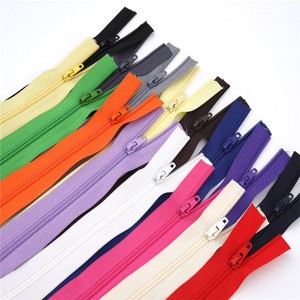 Hot sale China 3# 5# Custom Brand Cheap Clothing Nylon Waterproof Open End Zipper