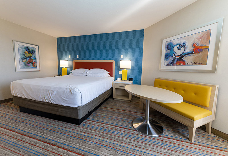 Howard Johnson Wyndham hotel bedroom set Featured Image