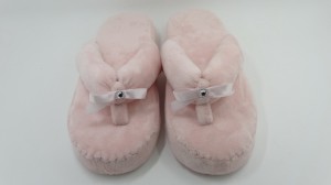 Flip Flops for Girls Big Kids Fuzzy Indoor Slippers with Soft Nonslip Fabric Sole