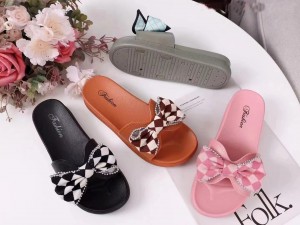 Sandalên Slide Jinan