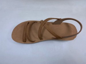 Sandale cu pană pentru damă