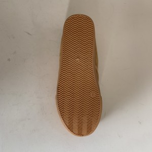 მამაკაცის ყავისფერი მიკროზამში ჩვეულებრივი ფეხსაცმელი