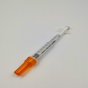 CE Medical Disposable Osabala jekeseni Pulasitiki Oral Syringe Insulin Syringe Safety Ntchito Imodzi 0.5ml 1ml 2ml 2.5ml 3ml 5ml 10 Cc Syringe yokhala ndi Singano