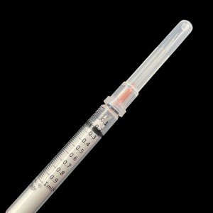 Jeringa de seguridad con aguja retráctil automática aprobada por la FDA