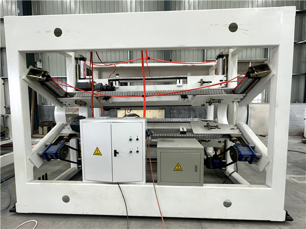 Büyük çaplı HDPE boru makinesi (9)