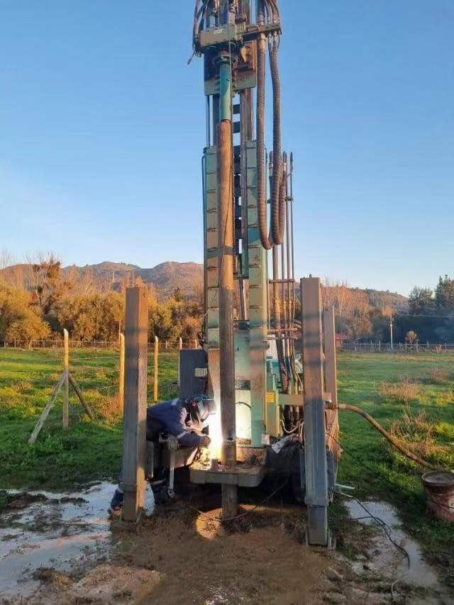 Usebenza Kanjani I-Crawler Water Well Drilling Rig