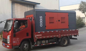 14bar 15m3/min Stacionární dieselový šroubový vzduchový kompresor pro zemědělské vrtání studní