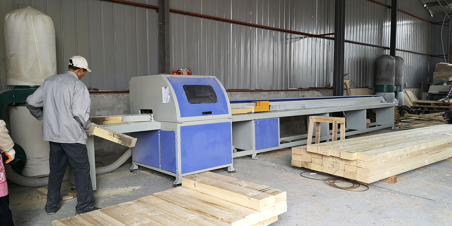 HepcoMotion - Pallet-making machine produces pallets eight minutes faster
