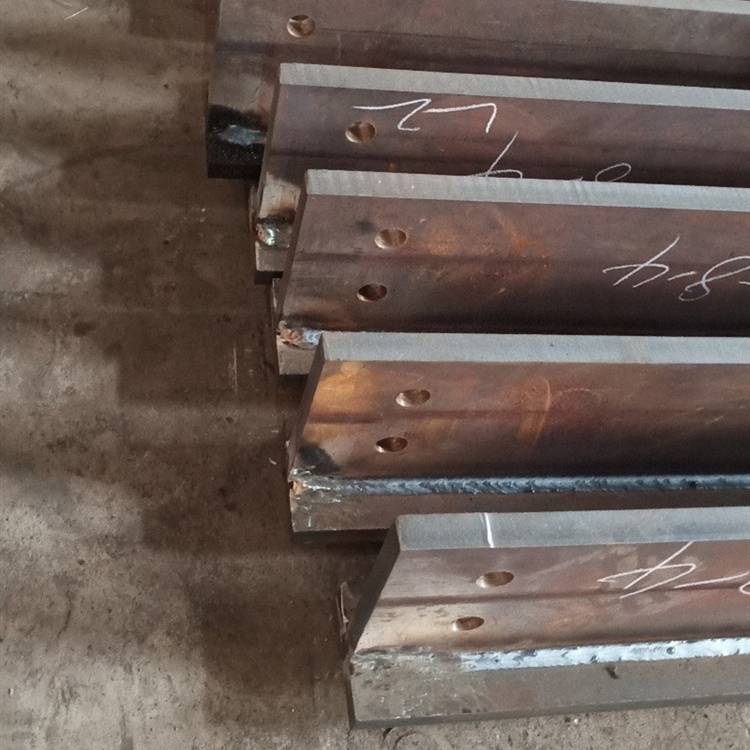 ʻO Australian standard galvanized welded steel t bar with holes Featured Image