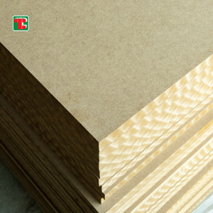 China Suppliers 1220*2440Mm 15Mm Mdf Board For Furniture Decoration
