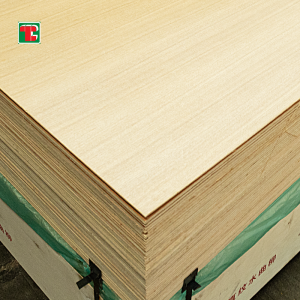 4×8 3,2 χιλιοστά Κινεζικός καπλαμάς ξύλου τέφρας με όψη Φανταχτερό κόντρα πλακέ σε κοπή κορώνας