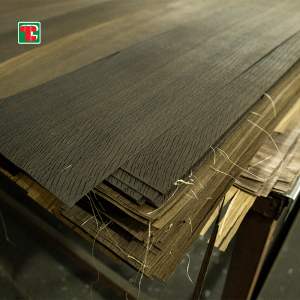 Impiallacciatura naturale di legno di quercia affumicata di alta qualità 0,3 mm 0,45 mm 0,5 mm