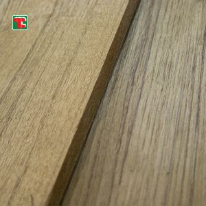 0.15mm-0.5mm Quarter Cut Natural Myanmar Teak Wood Veneer rau Rooj tog Plywood