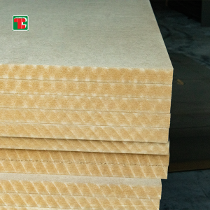 China Suppliers 1220*2440Mm 15Mm Mdf Board For Furniture Decoration