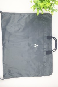 Light Weighted Waterproof Zippered Garment Cover for Easy Travel