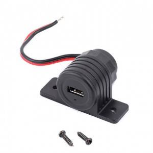 Dash mount auxiliary car USB charger 5V 2.4A