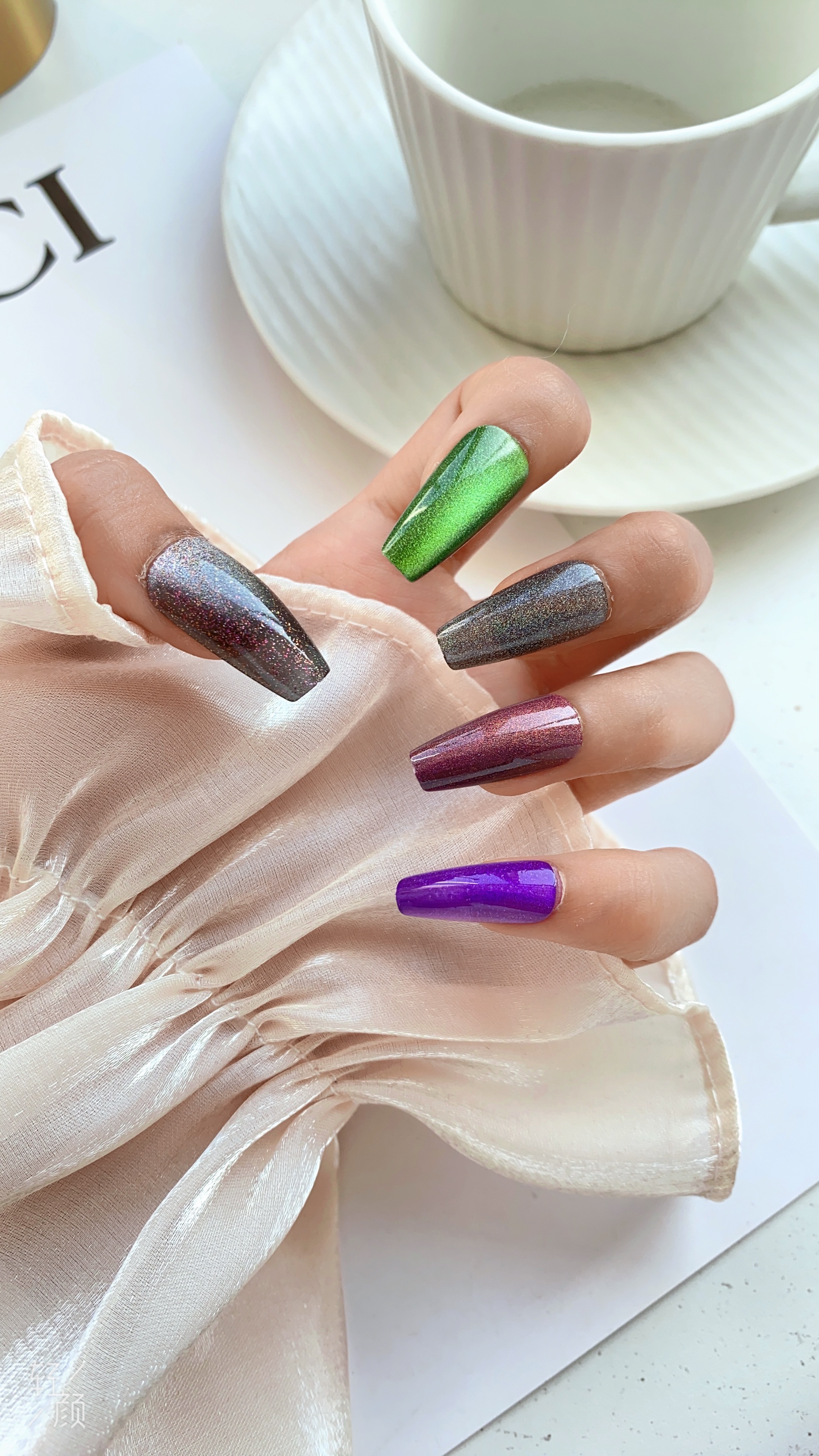 The Best Spring 2023 Nail Colors Our Editors Love