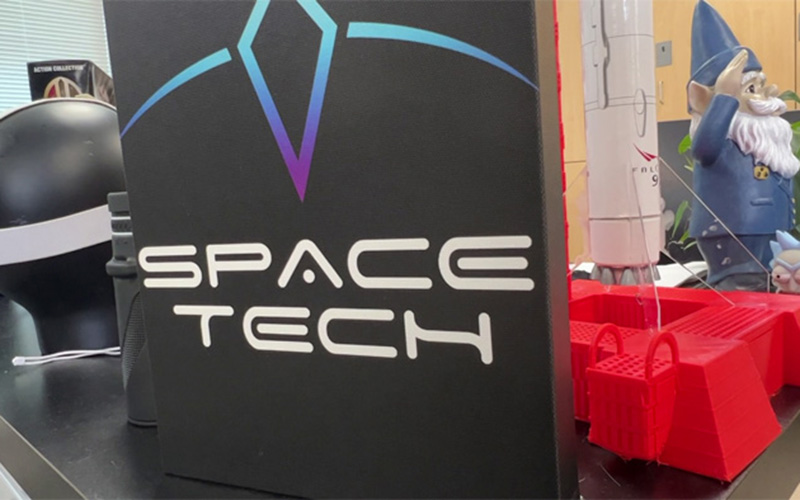 Space Tech plan dike ku karsaziya CubeSat-a çapkirî ya 3D bikeve fezayê