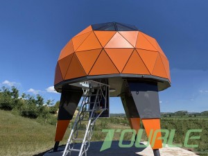 ස්ටාර් කැප්සියුල සුඛෝපභෝගී හෝටල් කූඩාරම geodesic dome tent වීදුරු ලී ඇලුමිනියම් මිශ්‍ර නිකේතන හෝටල් ග්ලැම්පිං කූඩාරම