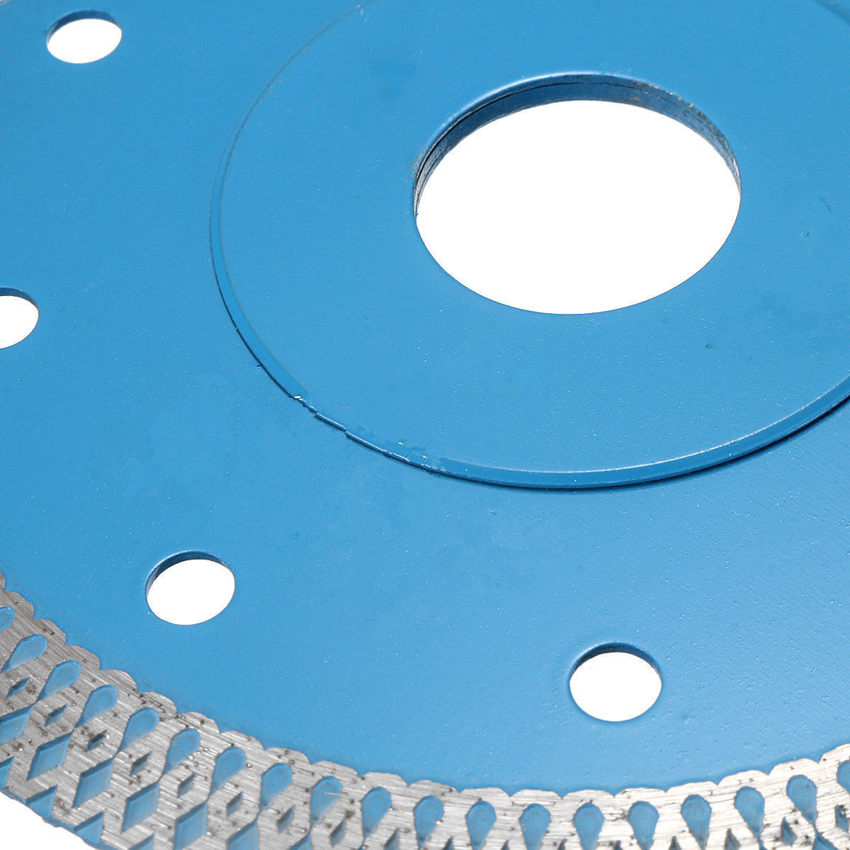 Durable and dedicated slotted cutting discs generally have these features!