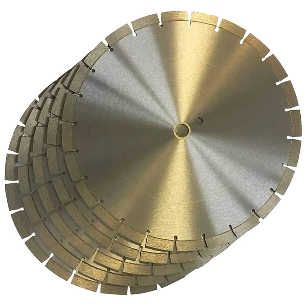 Segmentert diamantsagblad for generell bruk for betong og murverk