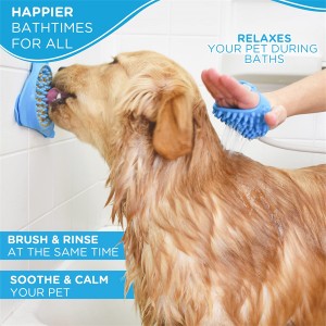Алатка за распрскување и чистење на големо во една четка за капење кучиња