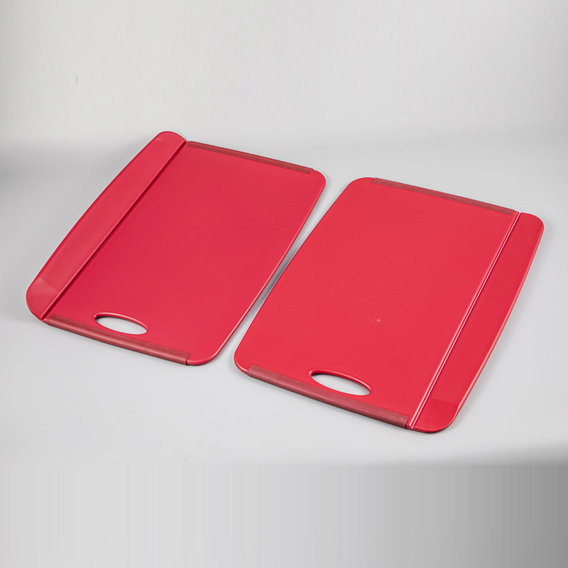 Large Unilateral foldable cutting board Featured Image