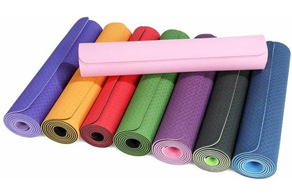 Как ухаживать за ковриком для йоги TPE