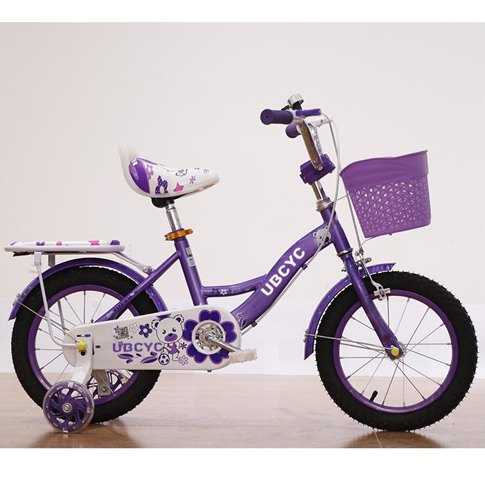 Thời trang cưỡi / chiều rộng lốp xe rổ nhựa chất lượng cao dày phía sau tàu sân bay trẻ em xe đạp với bánh xe đào tạo đèn pin