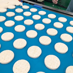 Kommersjele donutproduksjeline mei in gruthannelpriis