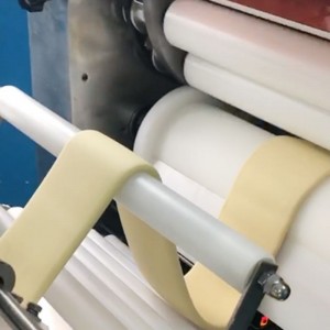 300mm Rulila Larĝo Dough Sheeter Komerca Dough Roller Sheeter Aŭtomate Taŭga por Nudelo Pico Pano ktp.