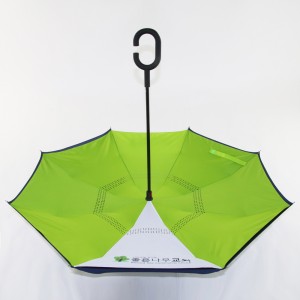 Promóciós egyedi logóval nyomtatott kétrétegű fordított autós esernyő C-alakú fogantyúval