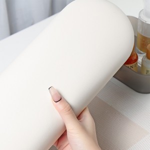 PU Leather ງ່າຍດາຍແບບລັດເຊຍ Manicure Pillow Hand Rest Armrest Cushion ສໍາລັບ Nails Tech