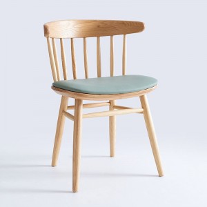მასიური ხის სკანდინავიური სკამი სასადილო სკამი