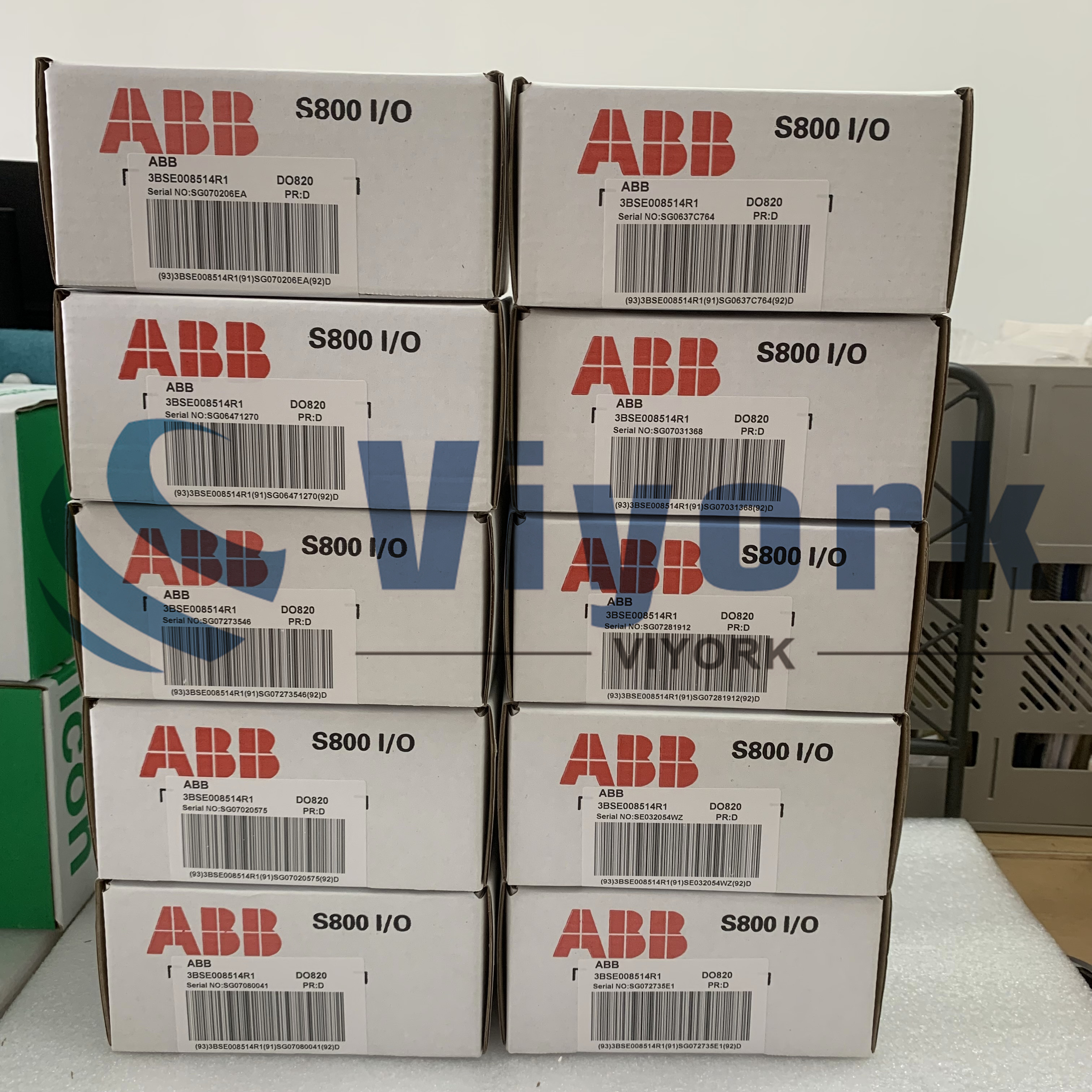 ABB 3BSE008514R1 ციფრული გამომავალი მოდული DO820 8 რელე 24-230VAC 3AMP ახალი