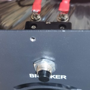 Vmaxpower Høy kvalitet ang tjenester Inverter med lader digitalt display off-grid system med last sinusbølge