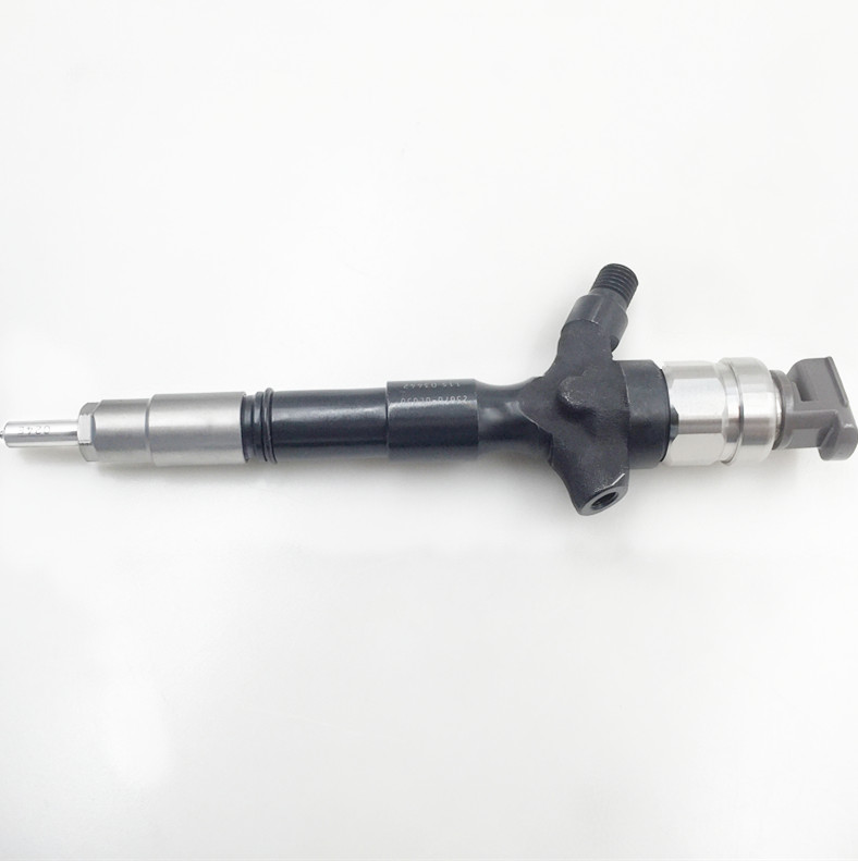 Diesel Injector Fuel Injector 23670-0L050 Denso Injector para sa Toyato Hiace, Toyato Hilux, Toyato Land Cruiser