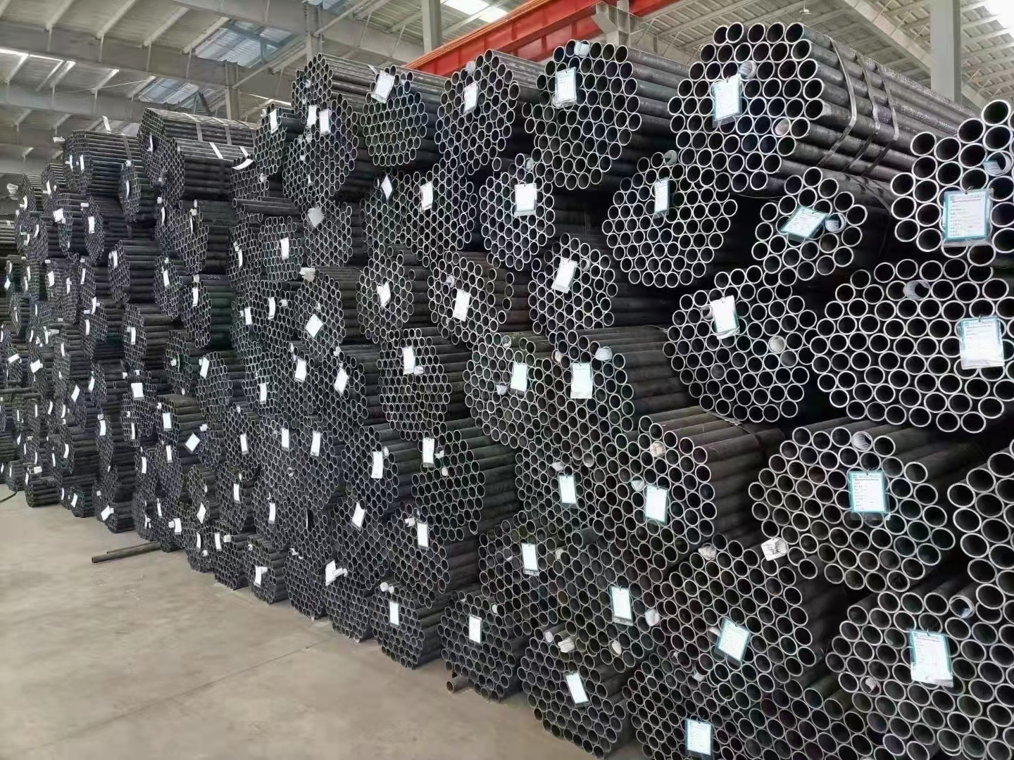 I-Boiler Seamless Steel Tube Supplier Isithombe Esifakiwe