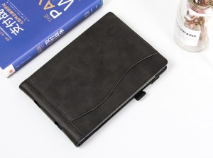 Skórzane etui Premium do Pocketbooka 617 basic lux 3 z okładką fabryczną