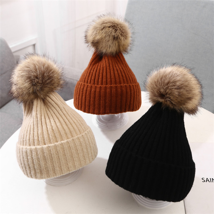 china supplier Women Winter Warm Knitted hat Featured Image