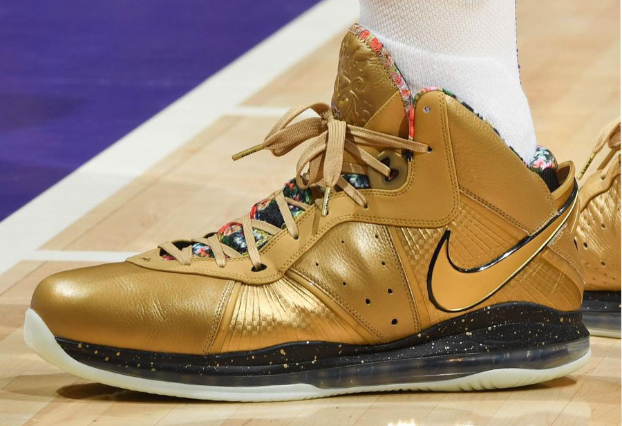 LeBron James’s high price PE! The NBA “Christmas War” sneaker collection is here!