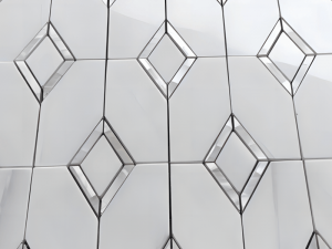 Kinijos perlamutro inkrustuota balto deimantinio marmuro dizaino mozaikinė plytelė